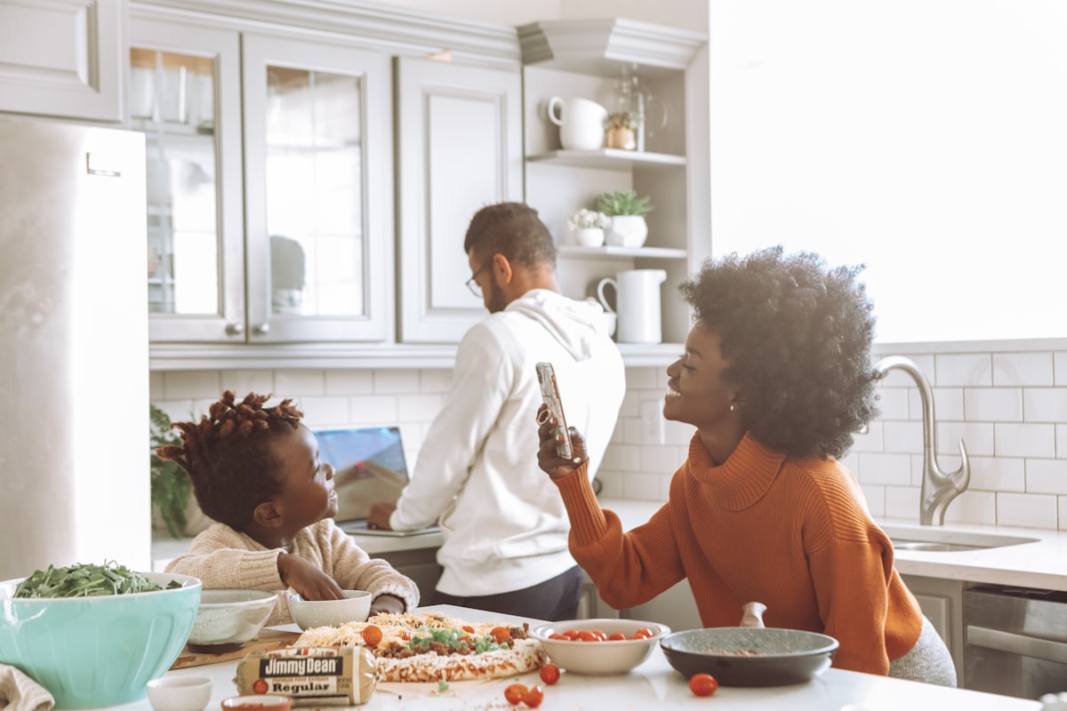 Read articles about nutrition and cooking